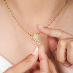 🌻 Collar Giratorio de Girasol en Acero Inoxidable (Sin cofre, incluye caja de regalo)